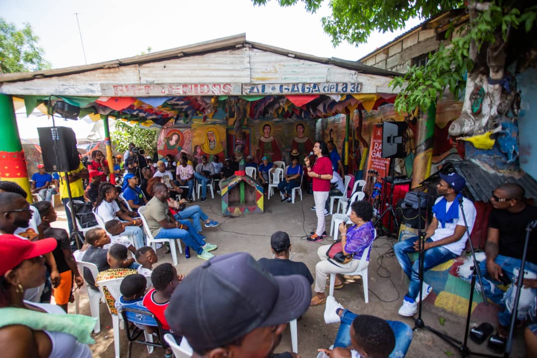 Les bandes à pieds Follow Jah et GaGa La 30 ont animé la clôture du Dialogue culturel binational